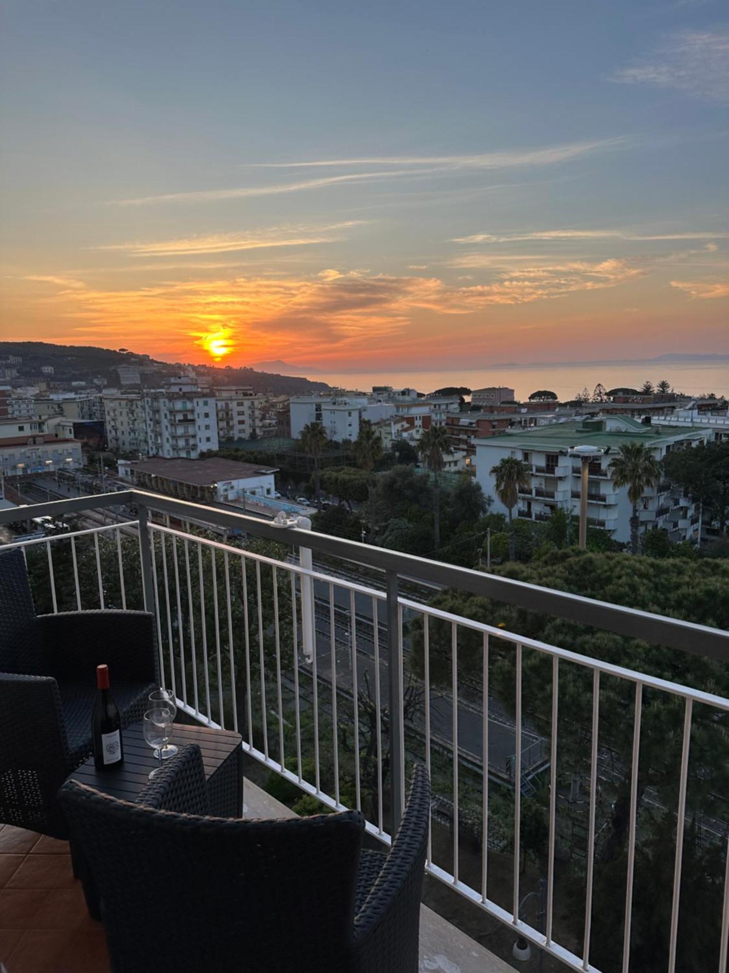Luxe Sur Mer B&B Sorrento Exterior photo
